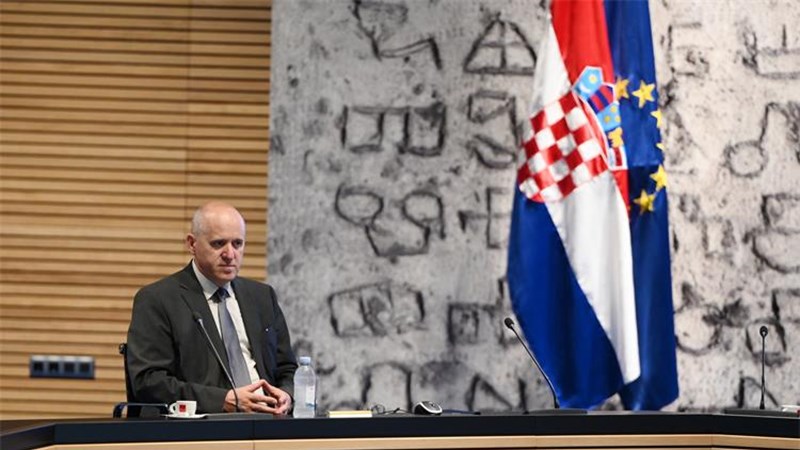 Bačić: Do polovine rujna ispraznit ćemo sva kontejnerska naselja